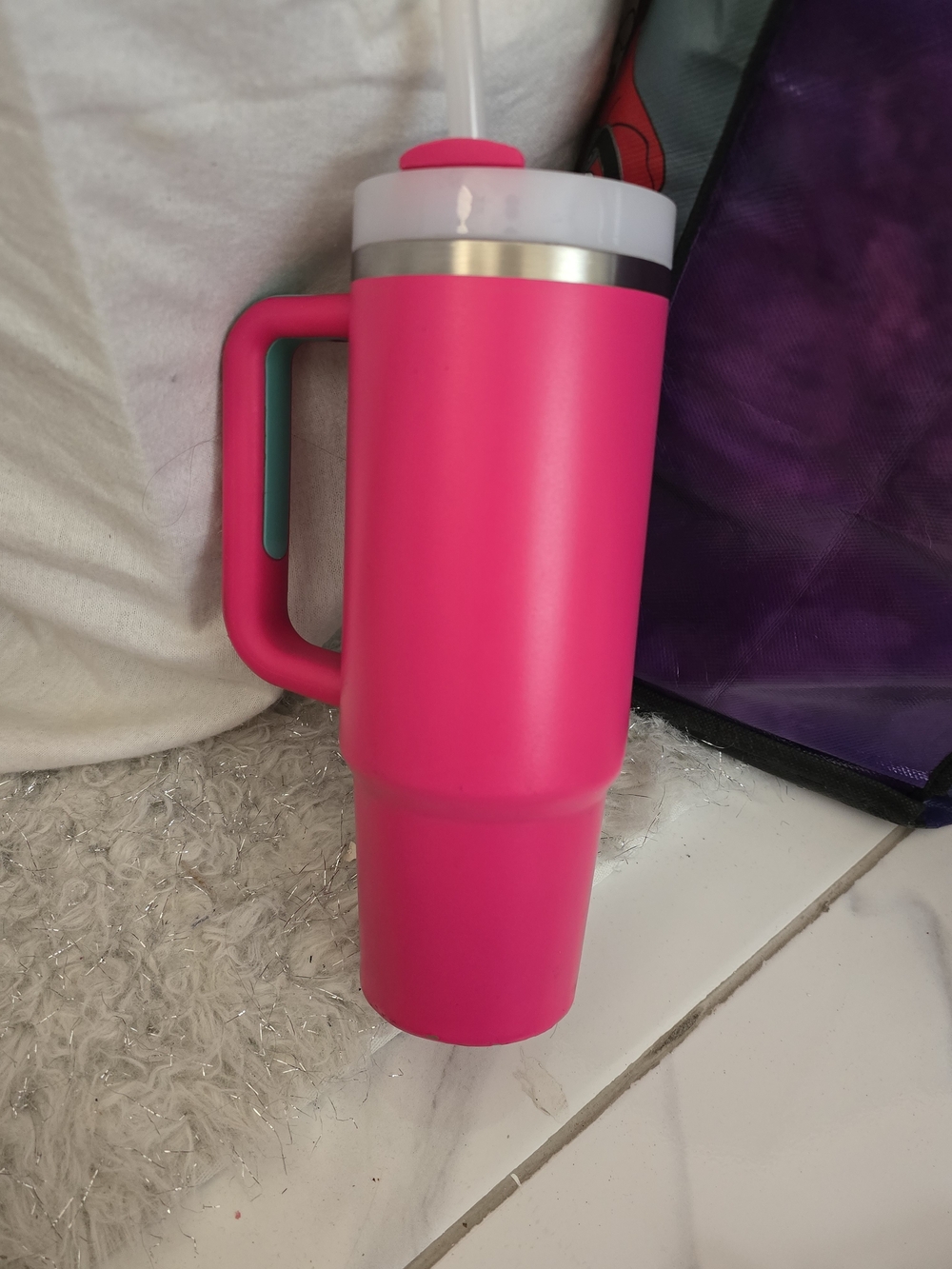 Stanley Hot Pink Travel Tumbler with Handle - Picture 2 of 4